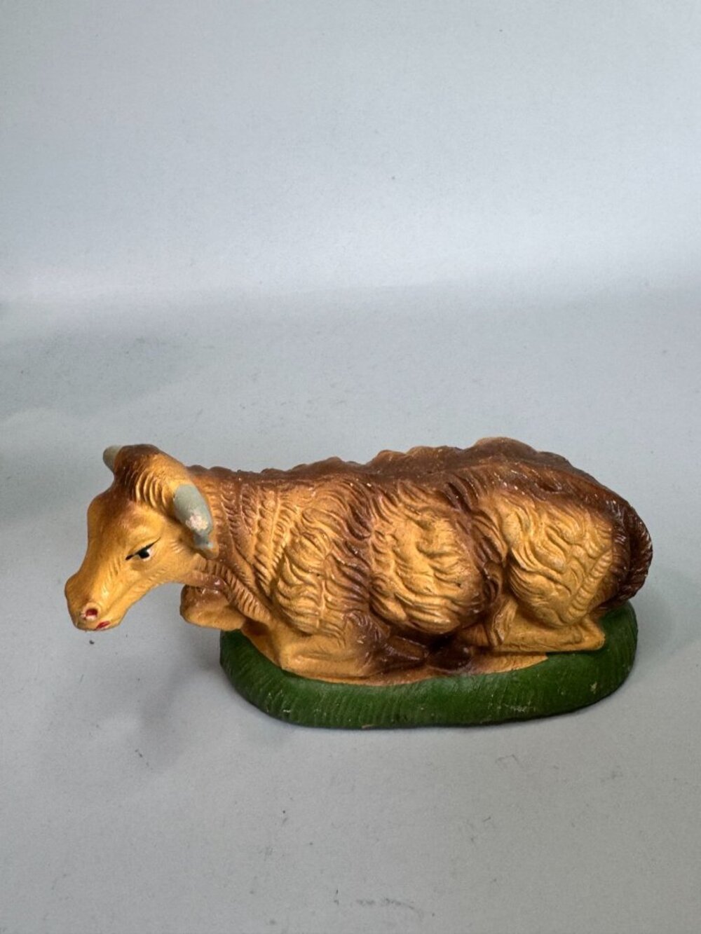 Vintage Italy Nativity Cow Composition 5" Scale Replacement Figure 29¢ Sticker - Picture 2 of 8